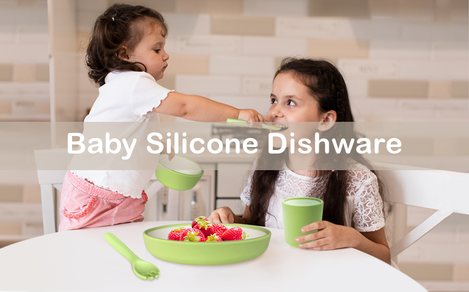 baby silicone dinerware.jpg